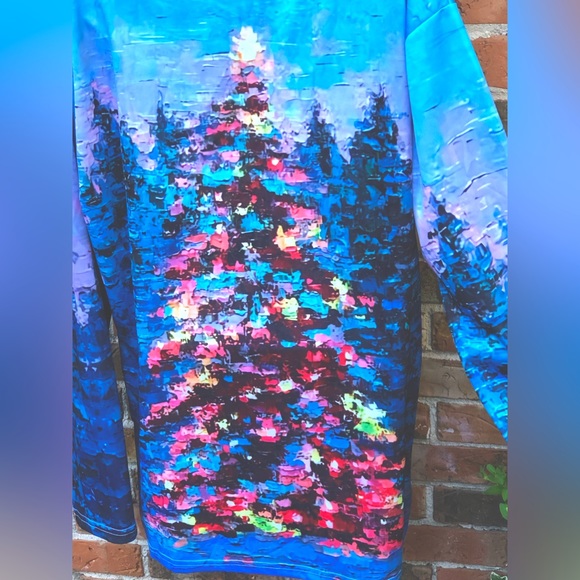 Christmas Tree 3xl Long Sleeve Shirt. Vibrant Lit Tree Image On Front And Back - Picture 6 of 9